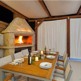 5 bedroom villa with heated infinity pool and sea views near Milna, Brac Island, sleeps 10